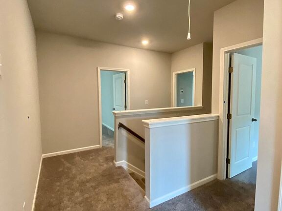 Building Photo - 1727 Holman Forest Dr NE