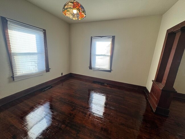 Building Photo - 17 Crawford-