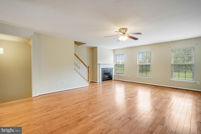 Building Photo - 6187 Les Dorson Ln