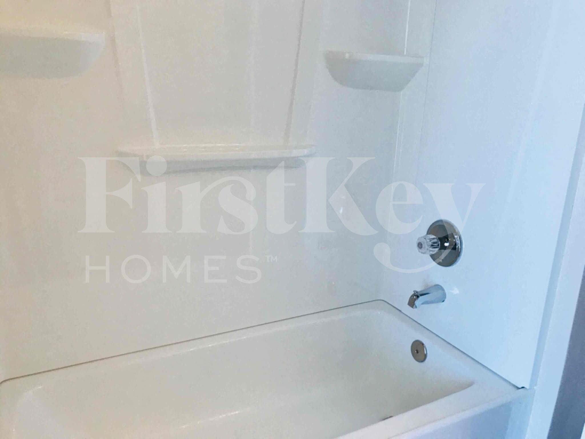 Building Photo - 1016 SW 37th Terrace