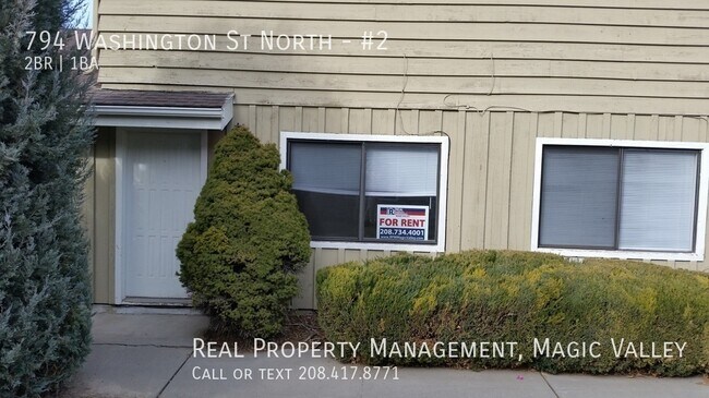 Primary Photo - 794 Washington St N