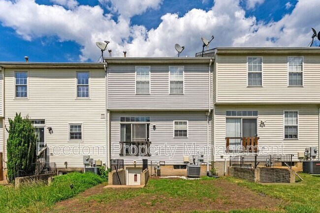 Building Photo - 15305 Brazil Cir