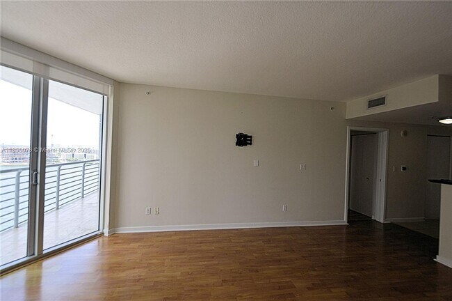 Building Photo - 335 S Biscayne Blvd