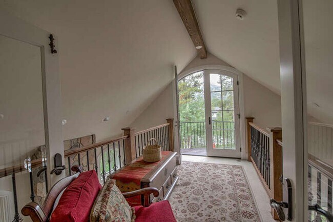 Building Photo - Winter Rental