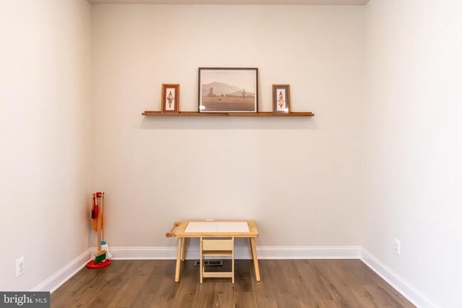 Building Photo - 1441 Onnesta Ct