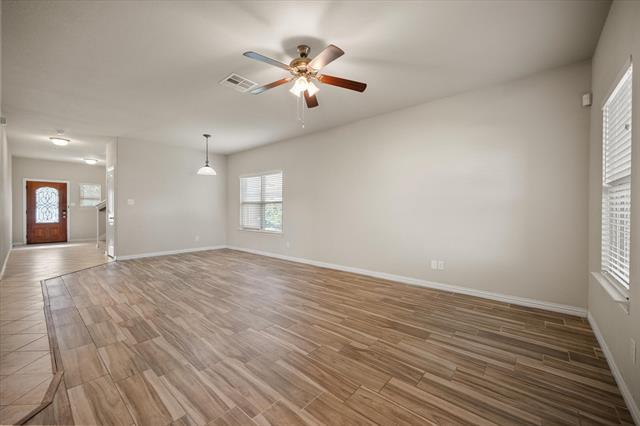 Building Photo - 7165 Mohegan Dr