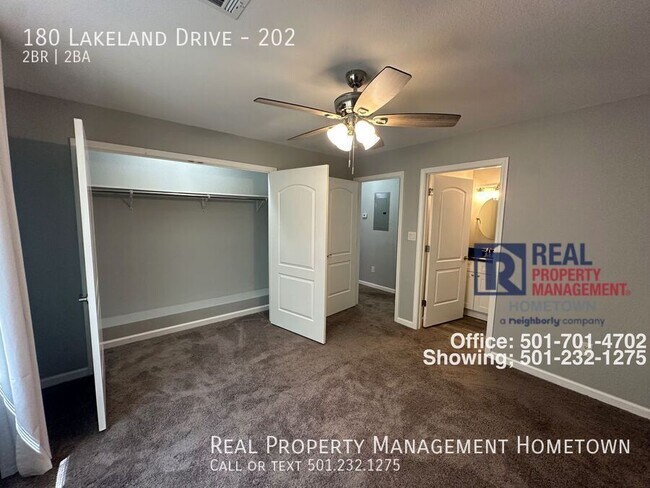 Building Photo - 180 Lakeland Dr