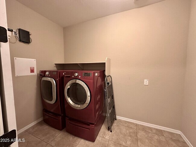 Building Photo - 7229 E Plata Ave