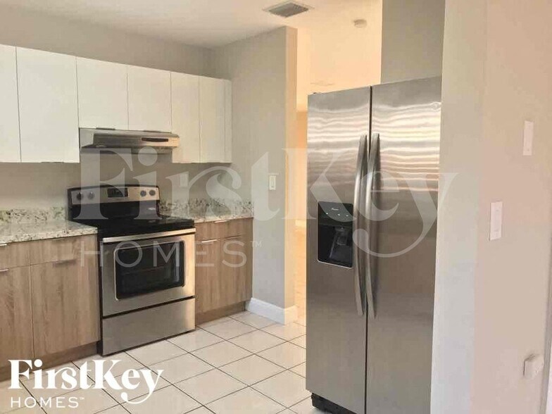 Building Photo - 19740 SW 87th Pl