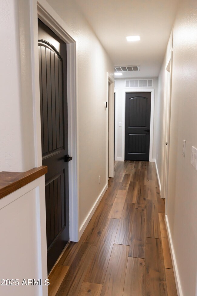 Building Photo - 26603 N 75th Dr