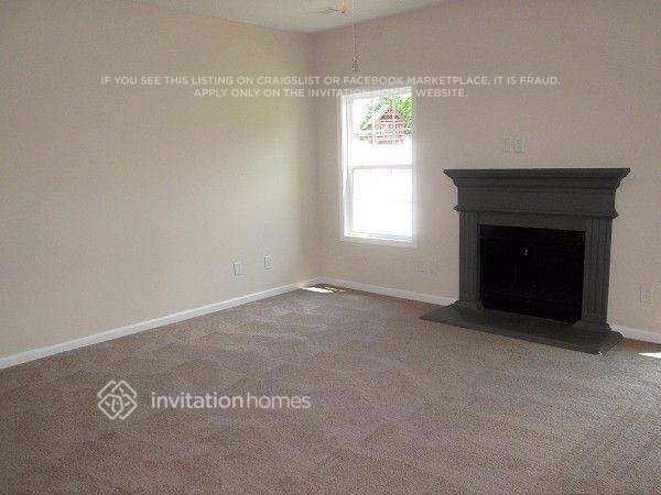 Building Photo - 6872 Grand Hickory Dr