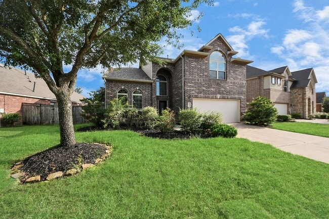 Building Photo - 28523 Pleasant Forest Dr