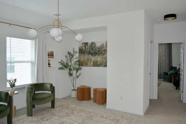 Building Photo - 5713 Respinto Dr