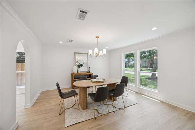 Building Photo - 2417 Cornell Dr