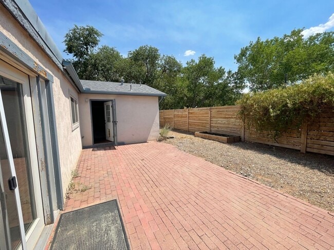 Building Photo - Quality Home in the Northwest!