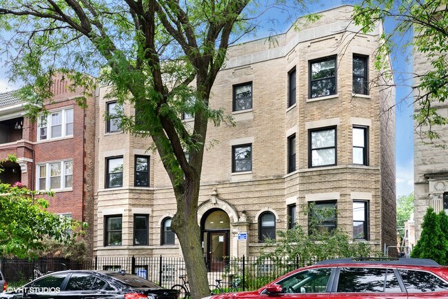 Building Photo - 1222-24 W. Argyle St.