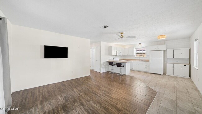 Building Photo - 3926 Sabal St