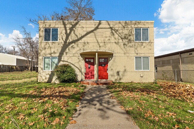 Primary Photo - 307 W Morton St