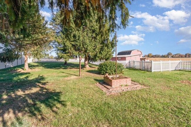 Building Photo - 800 Spruce St