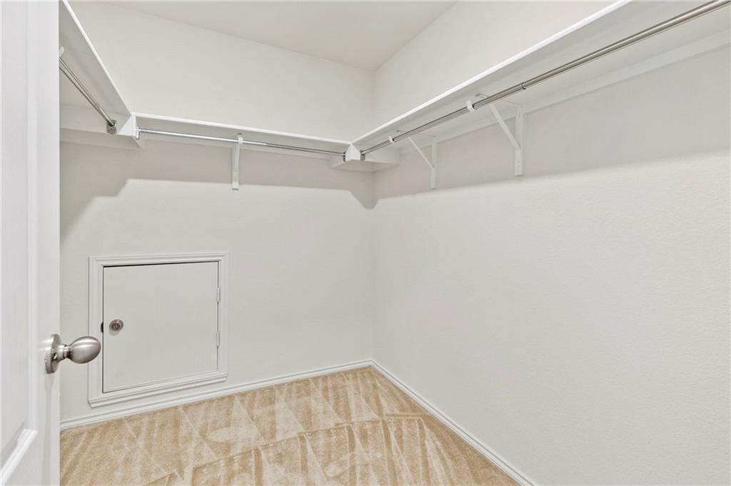 Building Photo - 201 Danablu Dr