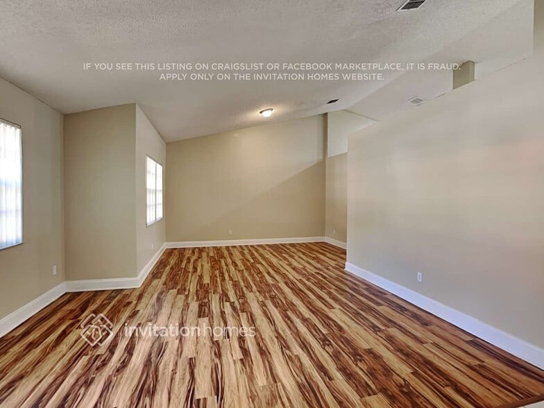 Building Photo - 9152 Southern Orchard Rd N