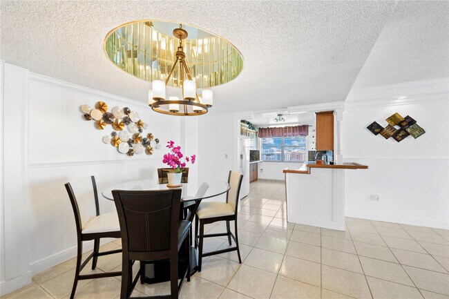 Building Photo - 2801 NE 183rd St