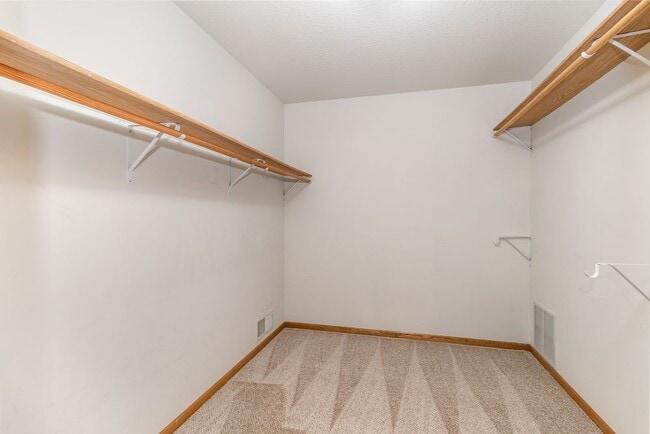 Building Photo - Beautiful Single Family home in Savage
