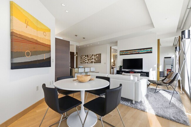 Building Photo - Waldorf Astoria 4001-Strip/City/Mtn Views from this Stunning FULLY FURNISHED 1Bd/1.5Ba Residence