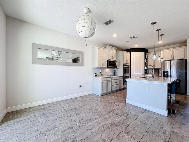 Building Photo - 2501 Sky Stone Ct