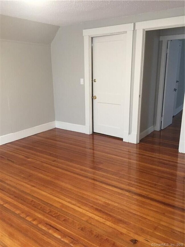 Building Photo - 51 Pearl St