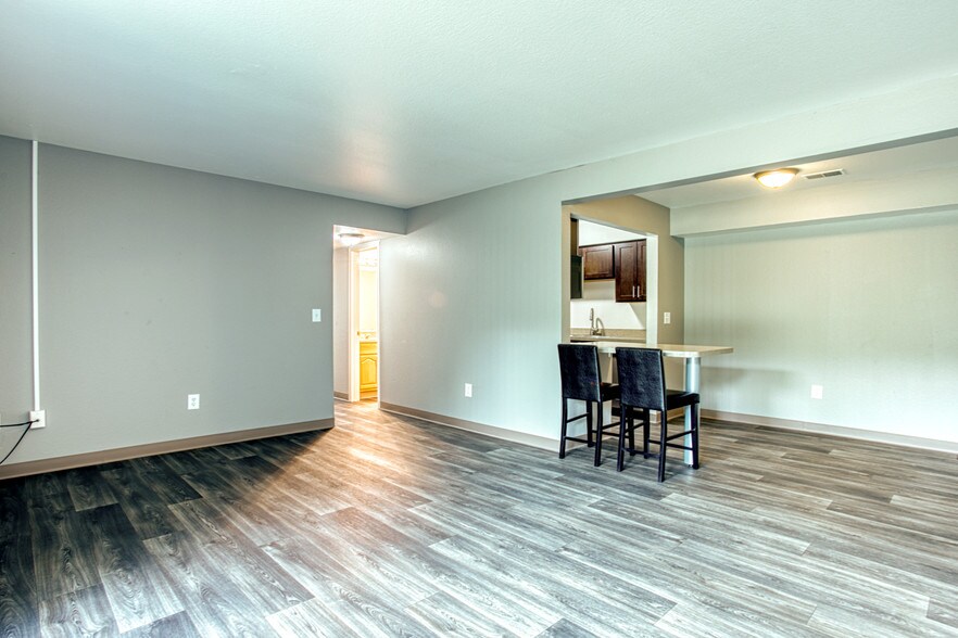 Western Pines Kalamazoo, MI Apartment Finder