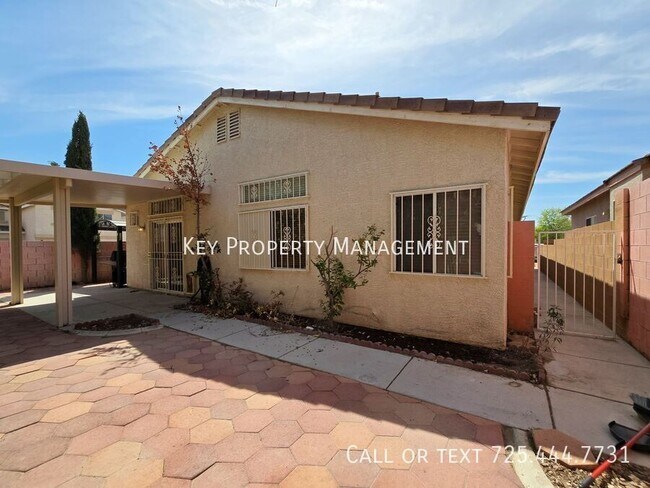 Building Photo - 9726 Tomorrow Ct