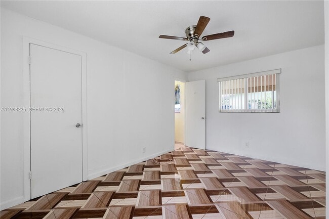 Building Photo - 5320 NW 15th Ct