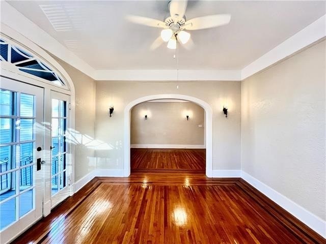 Building Photo - 2011 General Pershing St