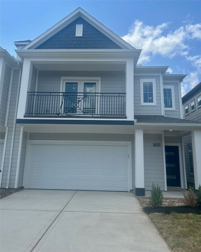 Primary Photo - 16531 Oasis Mdw Ln