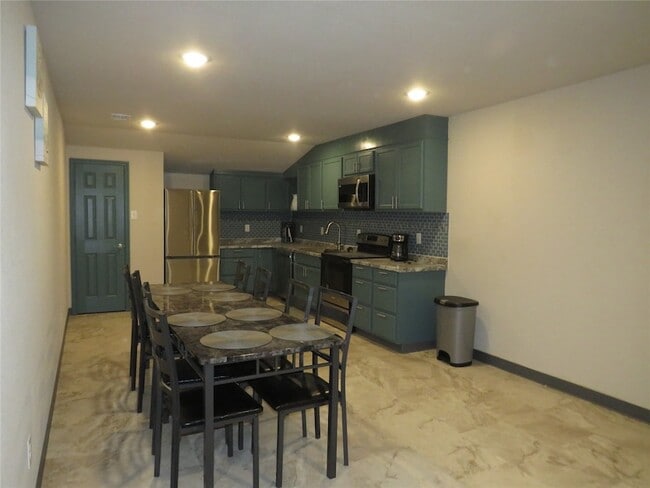 Building Photo - 12069 Joyce Ln