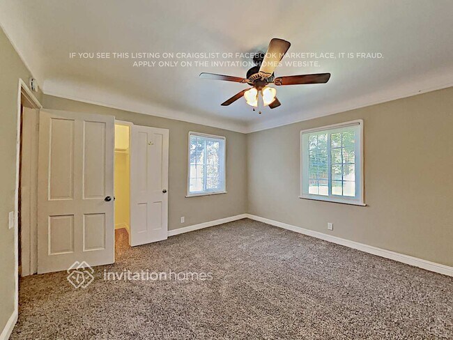 Building Photo - 3220 Broadmoor Blvd