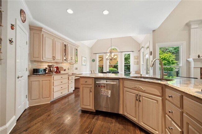 Building Photo - 12510 Preserve Ln