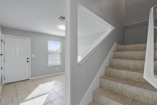 Building Photo - 6325 Geiger Ave