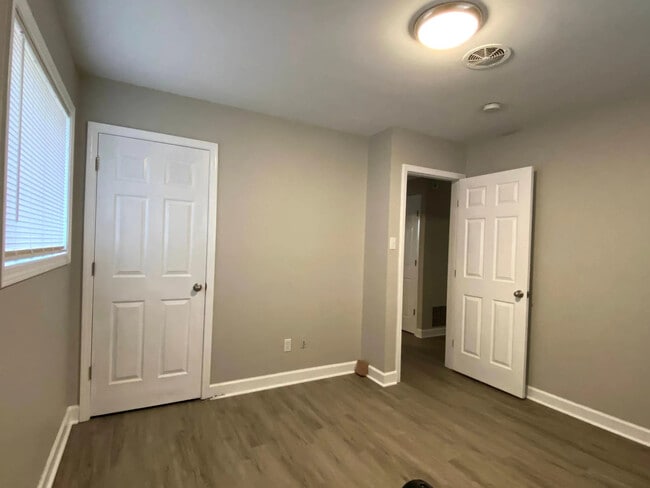 Building Photo - 969 De Porres Ave