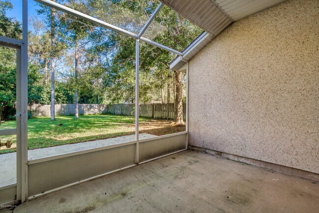 Building Photo - 442 Big Tree Rd