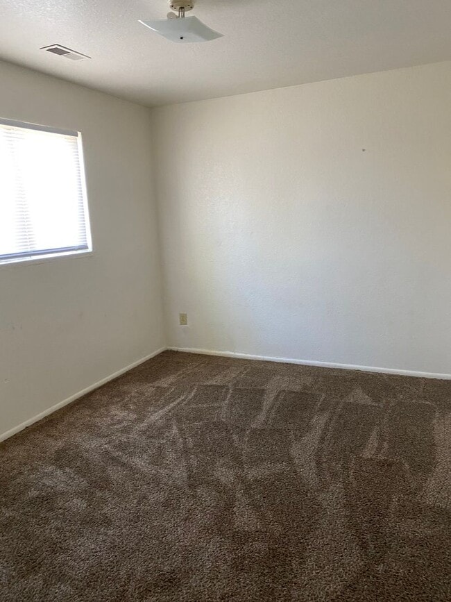 Building Photo - 439 S 200 E