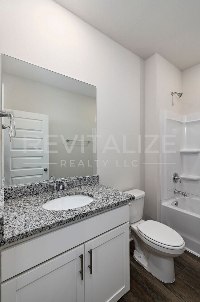 Building Photo - 14567 Dayton Cir
