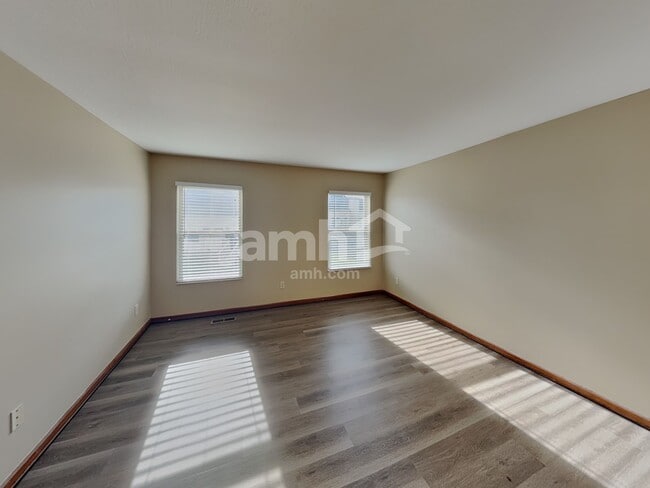 Building Photo - 160 Whittington Pl