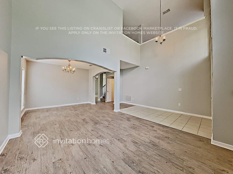 Building Photo - 4011 Leatherwood Dr