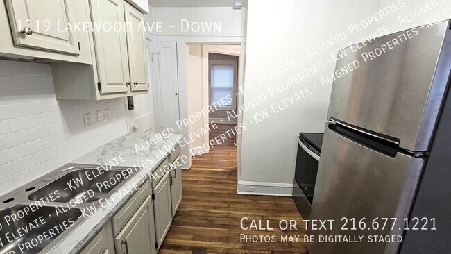 Building Photo - 1319 Lakewood Ave