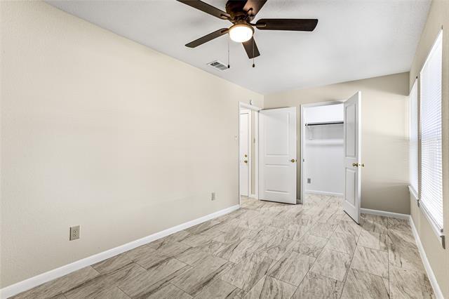 Building Photo - 2913 Gumwood Park Dr