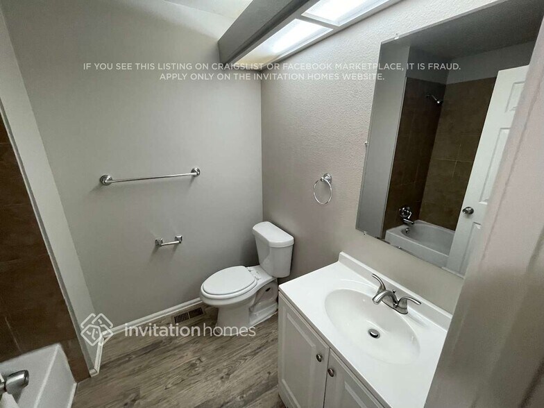 Building Photo - 12662 Osceola St