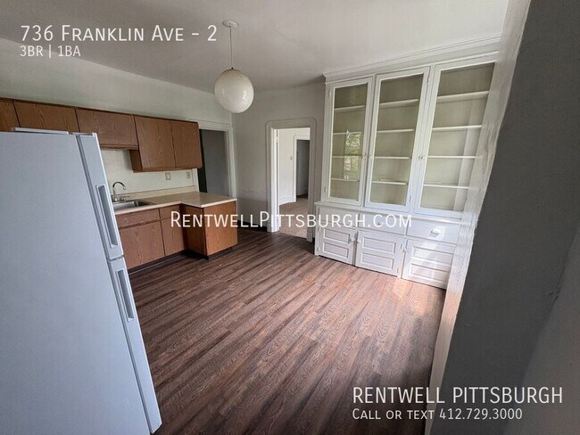 Primary Photo - 736 Franklin Ave