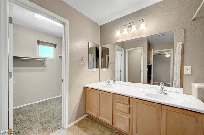 Building Photo - 2612 Galimard Terrace